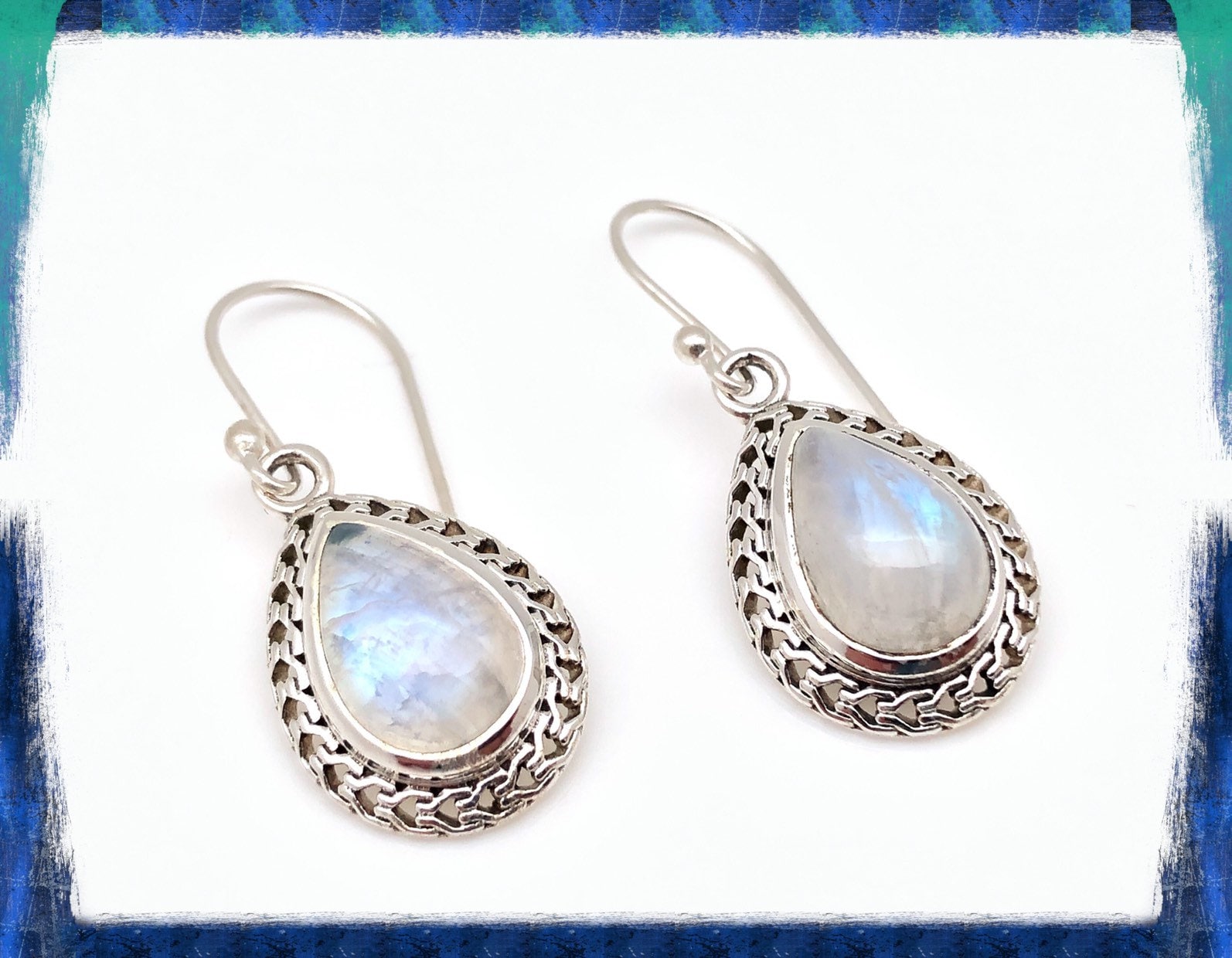 Regenbogen Mondstein Ohrringe, Seil Teardrop Einstellung, Sterling Silber, Silber Ohrringe von FireandIceSilver