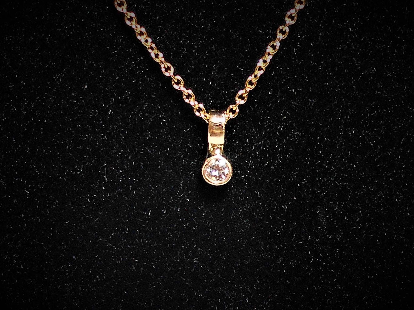 14K Gelbgold Diamant Solitär Halskette .06Ct Si Clarity von FireandLaceJewelry