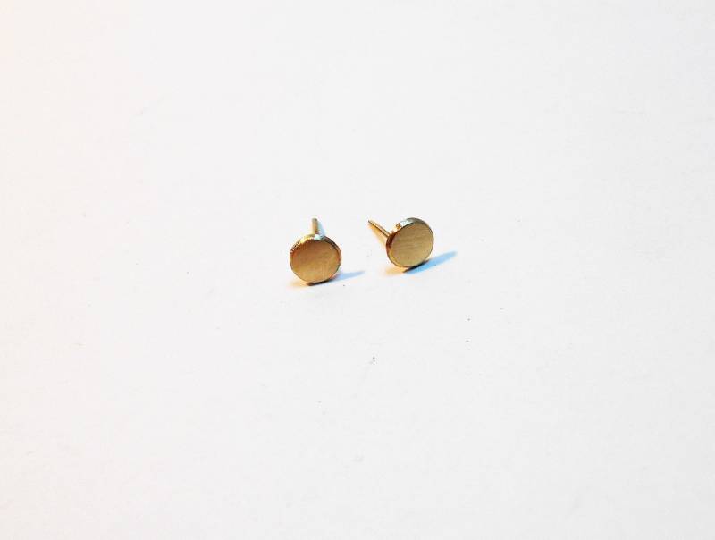 Handgemachte 14K Gold Ohrstecker Abgeschrägte Kante, Oberfläche Wählen Handgemachte 14K Gold Ohrstecker Abgeschrägte Kante, Oberfläche Wählen von FireandLaceJewelry