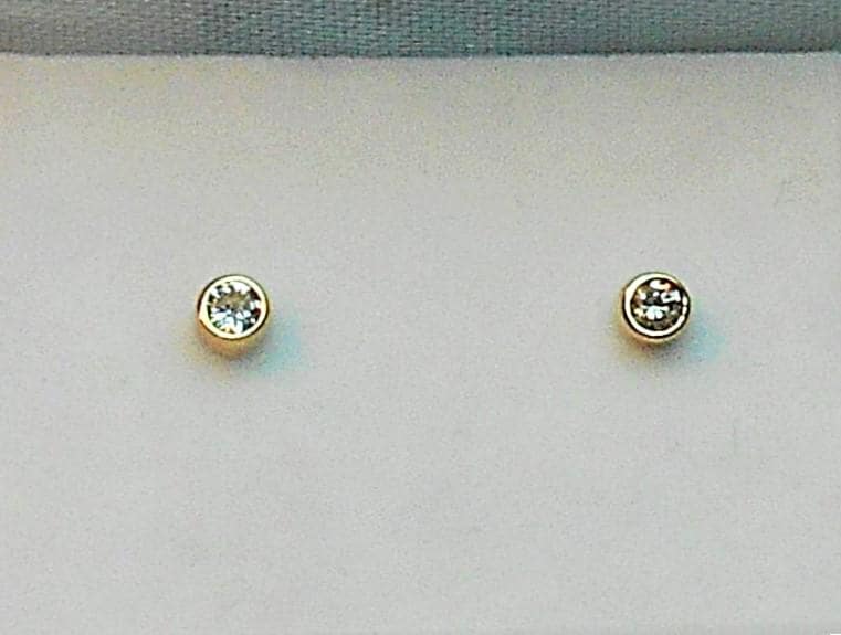 Naturdiamant Ohrstecker 14K Massivgold Zargenfassung von FireandLaceJewelry