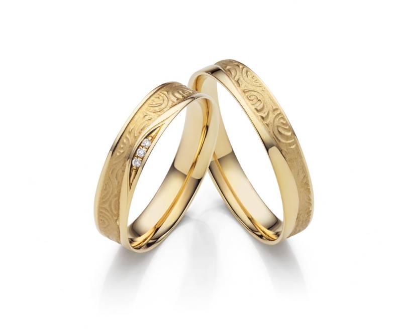 Firetti Trauring Schmuck Geschenk Gold 375 Hochzeit Ehering Partnerring "LIEBE", Made in Germany - wahlweise mit oder ohne Brillanten Firetti Trauring Schmuck Geschenk Gold 375 Hochzeit Ehering Partnerring "LIEBE", Made in Germany - wahlweise mit oder ohne Brillanten von Firetti