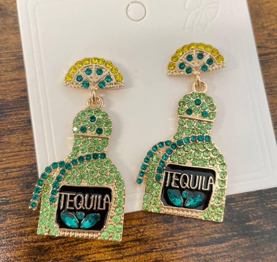 Tequila Flasche Statement Ohrringe - Grünes Und Gelbes Kristall Design Tequila Flasche Statement Ohrringe - Grünes Und Gelbes Kristall Design von FirouzehGift