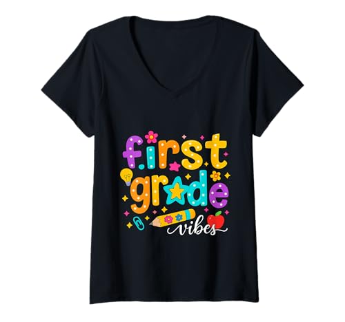 Damen Preppy First Grade Vibes Back to School 1. Klasse Mädchen Jungen T-Shirt mit V-Ausschnitt von First Day Of Back to School First Grade Vibes tees