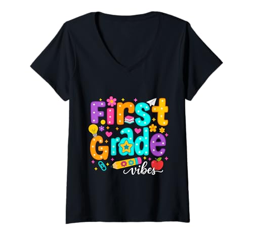 Damen Preppy First Grade Vibes Back to School 1. Klasse Mädchen Jungen T-Shirt mit V-Ausschnitt von First Day Of Back to School First Grade Vibes tees