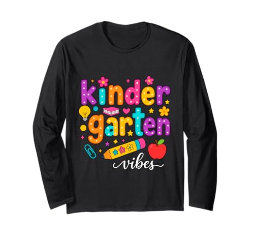 Preppy Kindergarten Vibes Zurück in die Schule Lehrer Mädchen Jungen Langarmshirt von First Day Of Back to School Kindergarten Vibes tee