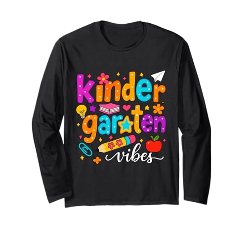 Preppy Kindergarten Vibes Zurück in die Schule Lehrer Mädchen Jungen Langarmshirt von First Day Of Back to School Kindergarten Vibes tee