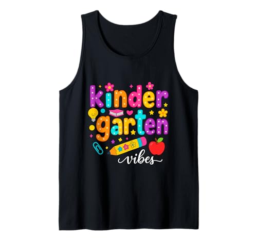 Preppy Kindergarten Vibes Zurück in die Schule Lehrer Mädchen Jungen Tank Top von First Day Of Back to School Kindergarten Vibes tee