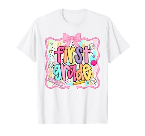 First Grade Floral Coquette 1. Klasse Mädchen Back to School T-Shirt von First Day of School Outfit Boys Girls Women Men