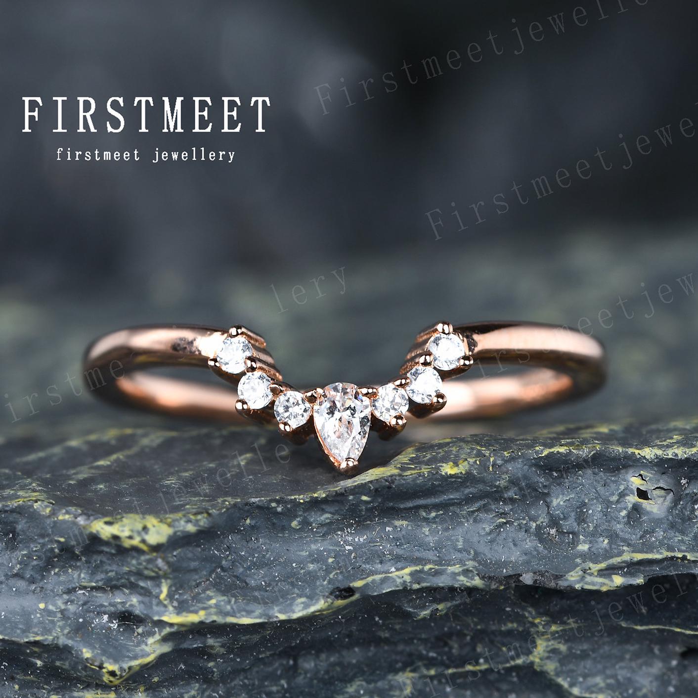 Diamant Ehering Kurve Trauring Moissanit Stapel Roségold Band 18K Sterling Silber Ring von Firstmeetjewellery