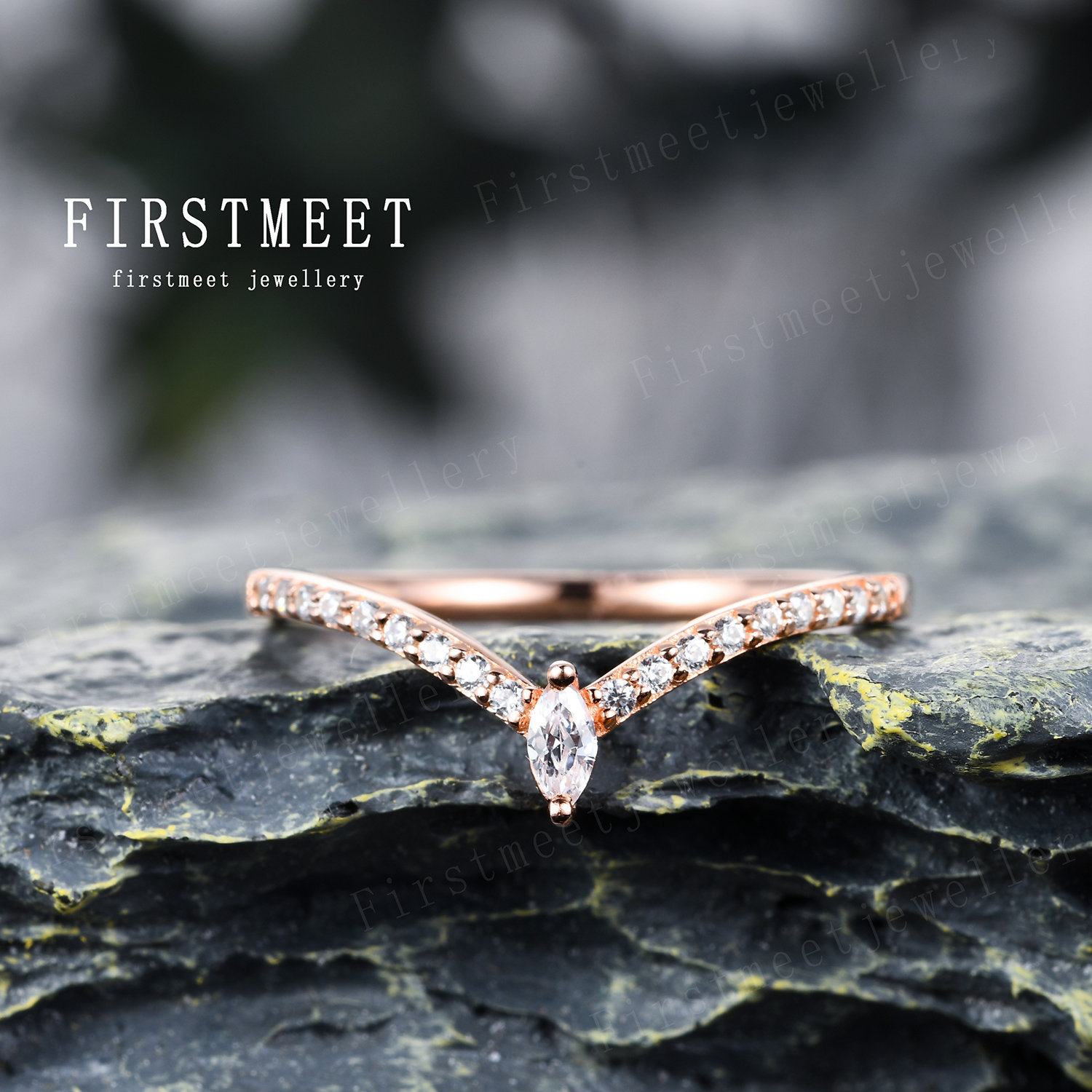 Moissanit Hochzeitsband Marquise Frau Kurve V Sterling Silber Passendes Band Rosegold Chevron Jubiläum Geschenk von Firstmeetjewellery