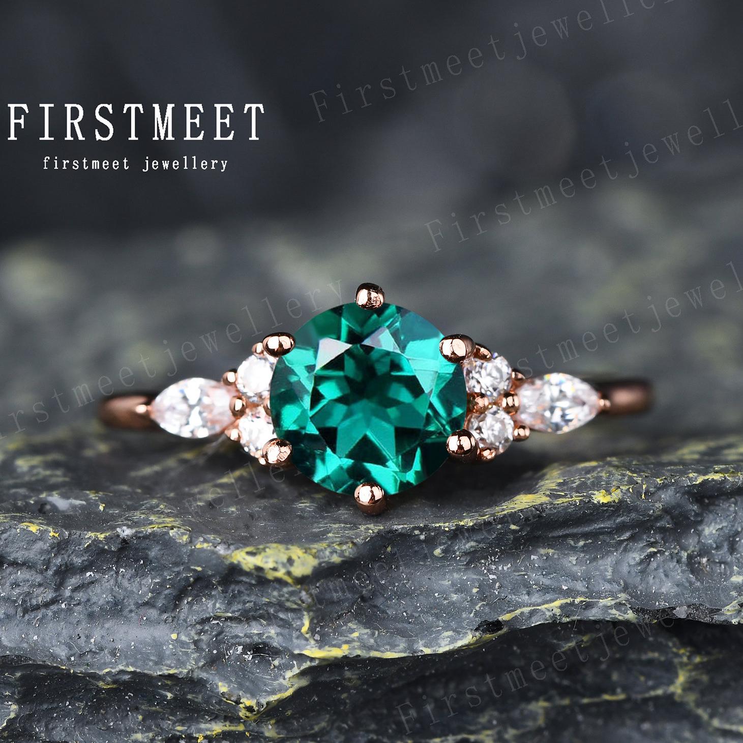 Rund Smaragd Verlobungsring Art Deco Marquise Moissanit Ehering Unikat Versprechen Ring Jahrestag Schmuck Geschenk von Firstmeetjewellery