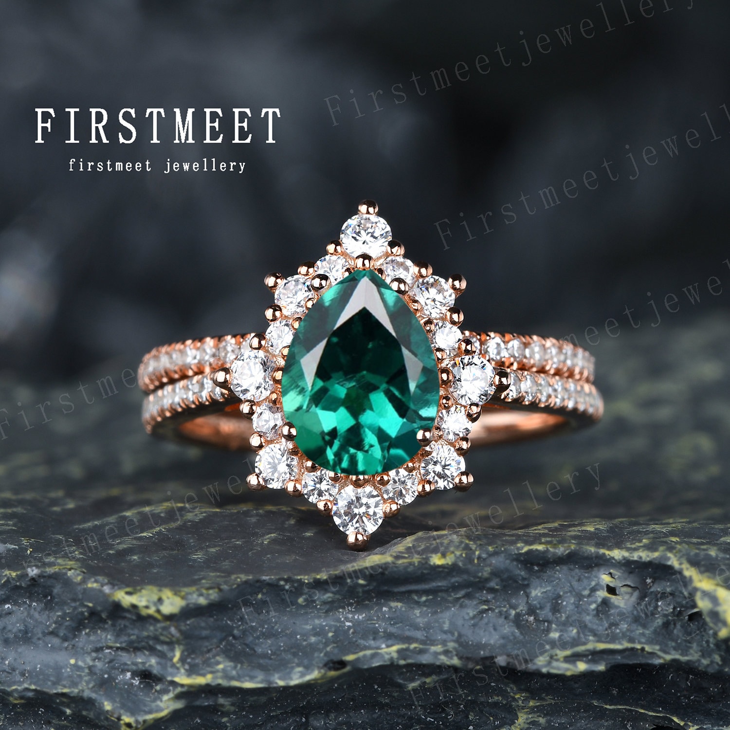 Smaragd Ehering Set Pear Shaped Verlobungsring Diamant Band Floral Halo Vintage Braut Halb Eternity von Firstmeetjewellery
