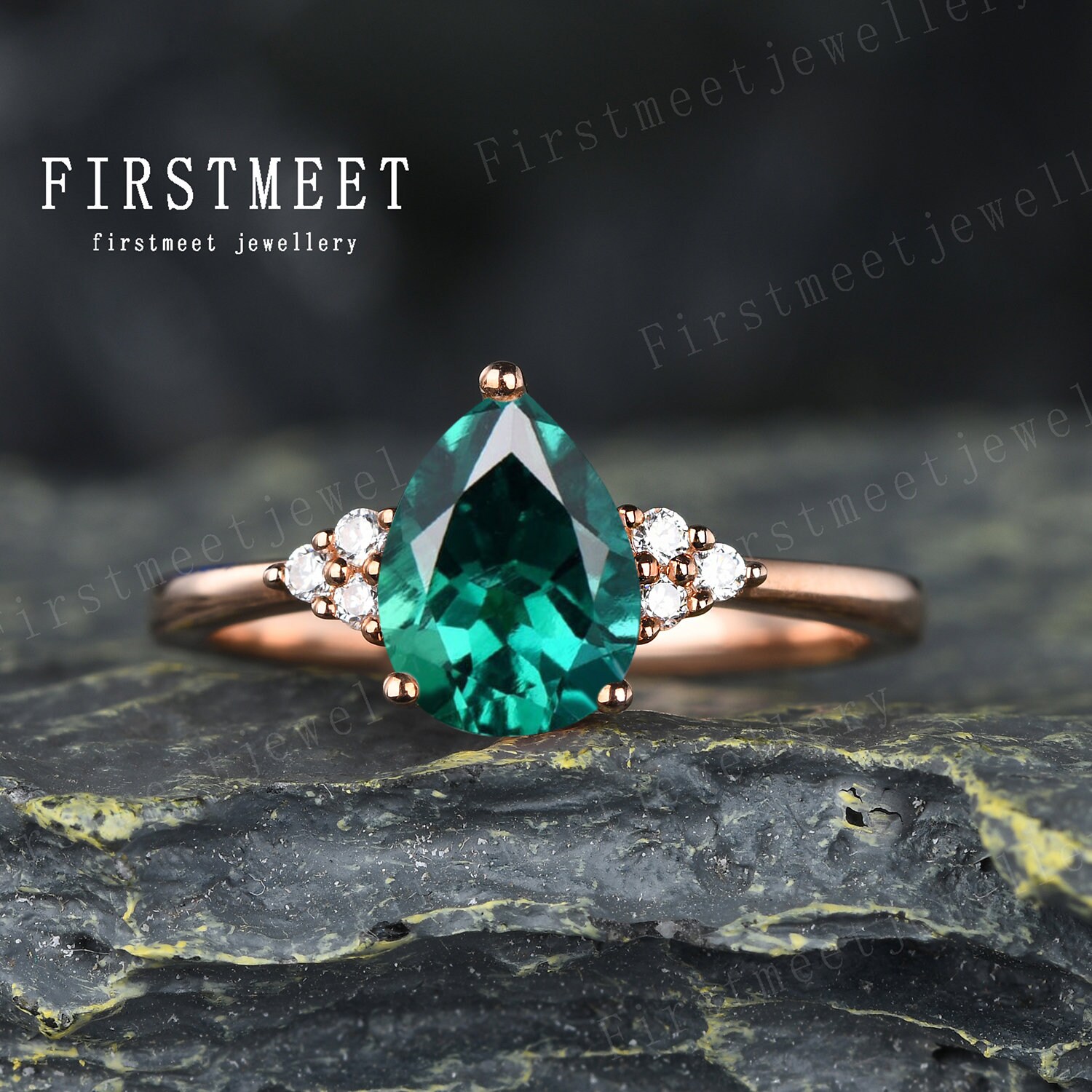 Smaragd Verlobungsring, Ehering, Art Deco Ring, Diamant Ehering von Firstmeetjewellery