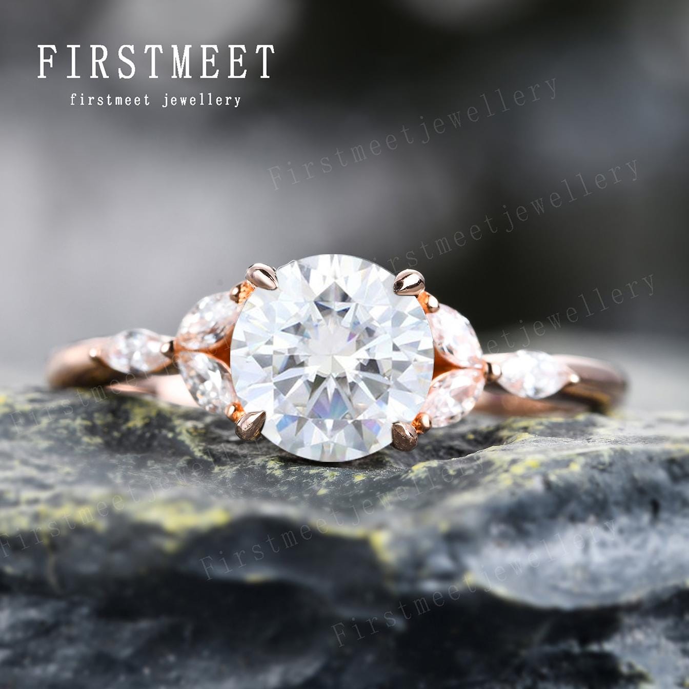 Solitär Moissanit Ring Verlobungsring Brautring Roségold Weißgold Gelbgold von Firstmeetjewellery