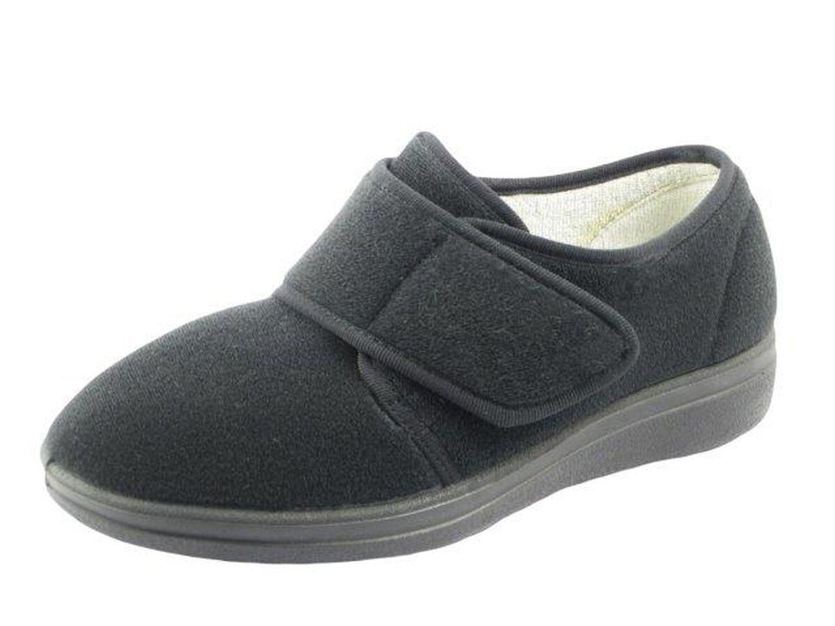 KLETT-HAUSSCHUH SCHWARZ - Gr. - 37 von Fischer