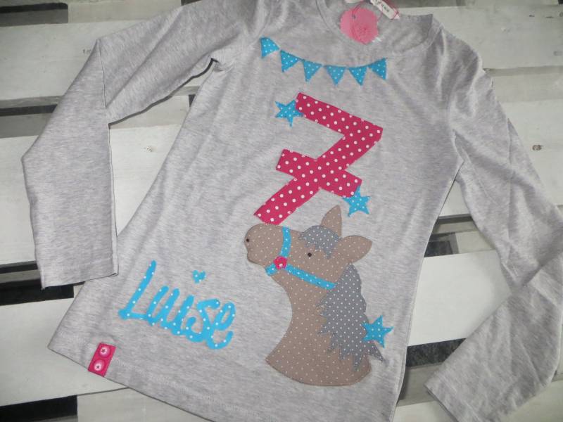 Geburtstagsshirt Pferd in Hellgrau Meliert, Ggf. Mit Namen von FischersSchaetze