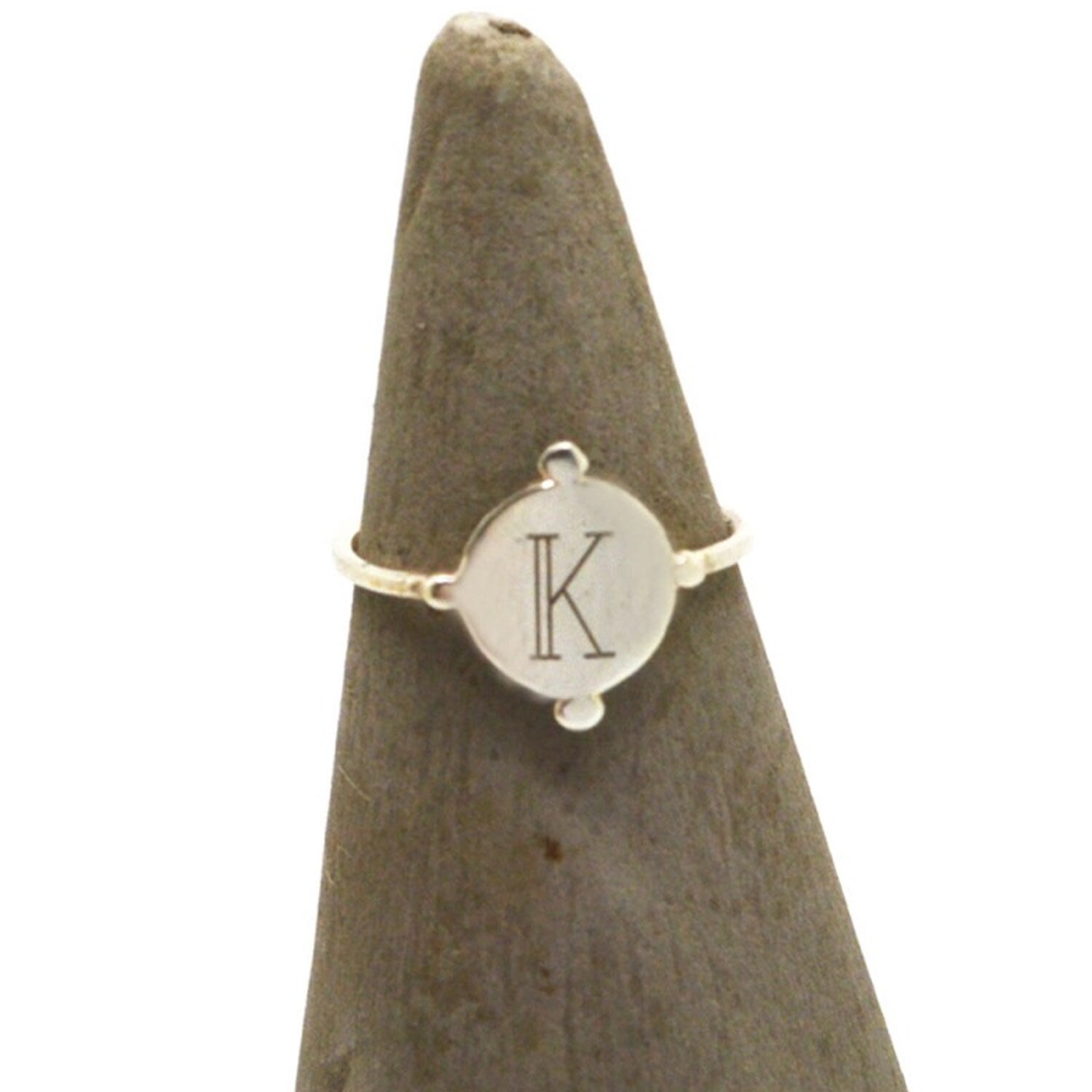 Chevalier Ring Mit Initialen Aus Sterlingsilber 925 Graviert Chevalier Ring Mit Initialen Aus Sterlingsilber 925 Graviert von FishboneDesignGR