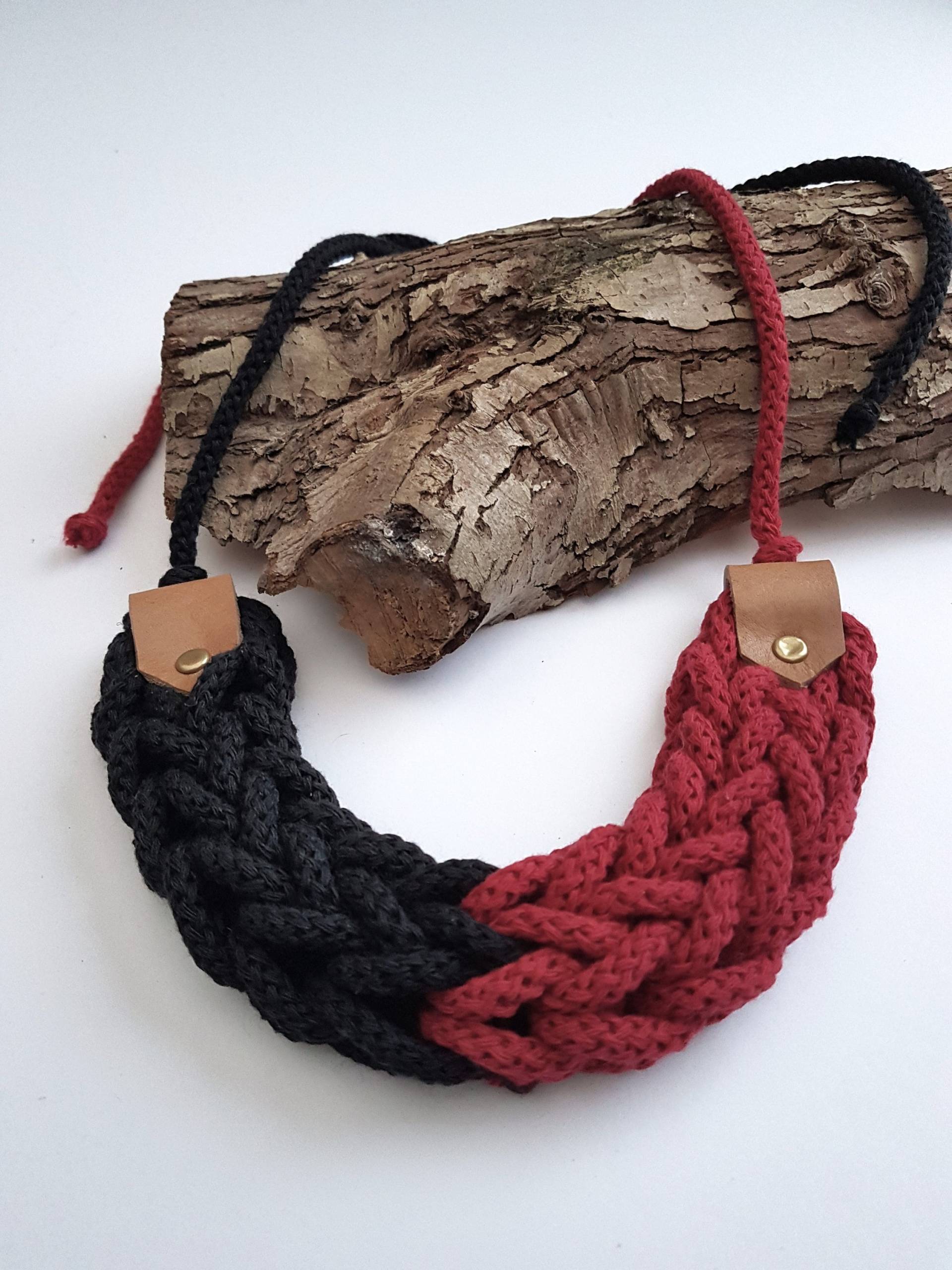 Grobstrick Baumwolle Bunte Halskette Grobstrick Baumwolle Bunte Halskette von FisherAndBumble