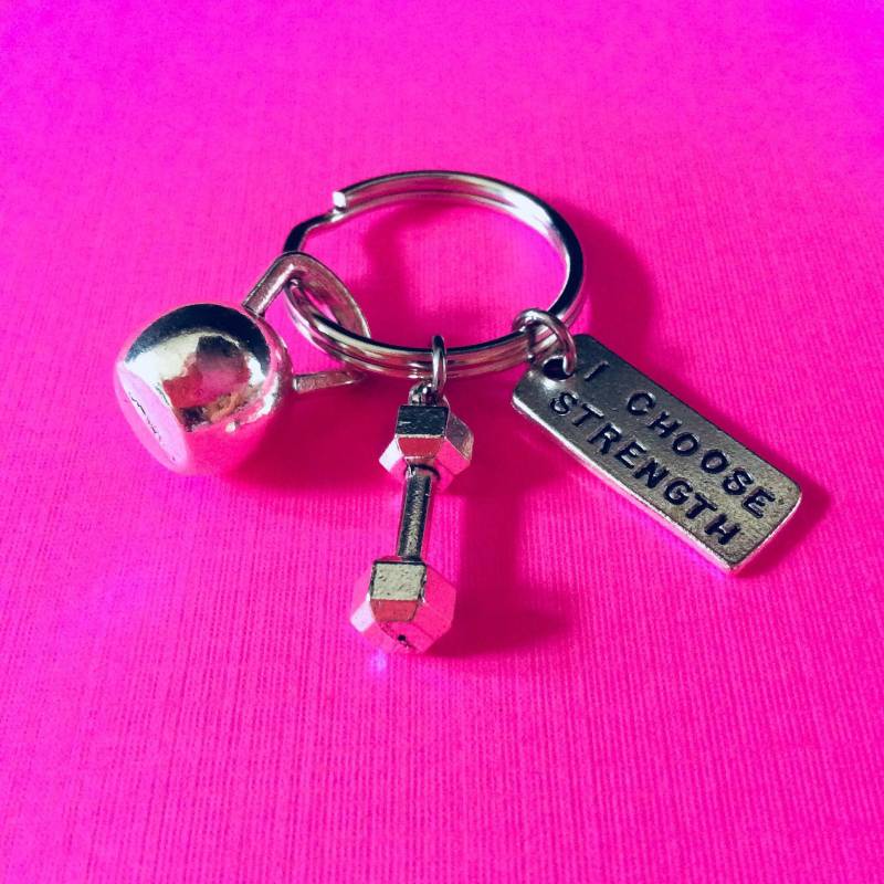 Ich Wähle Stärke Schlüsselanhänger Bodycycling Gewichtheben Fitness Kurzhantel Kettlebell Personal Trainer von FitChickJewelry