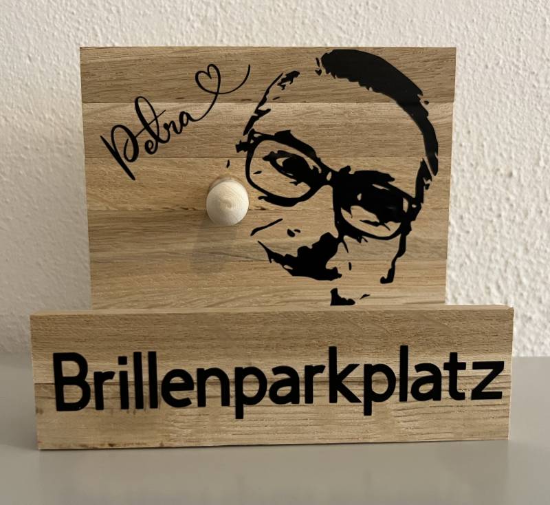 Brillenparkplatz Brillenparkplatz von FitulitenWerkstatt