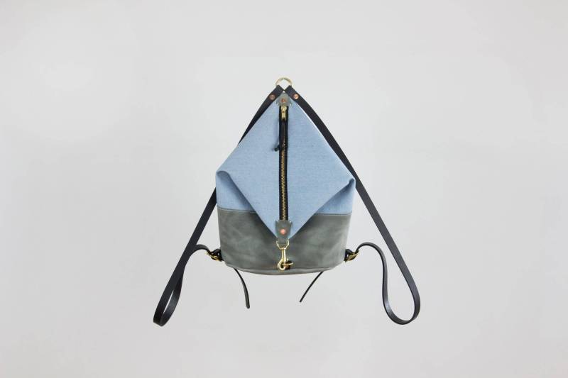 Leder Rucksack - Leichter Denim Und Graues Mini Canvas Geldbörse Ledertasche Vegan Hellbraun von FitzyDesign