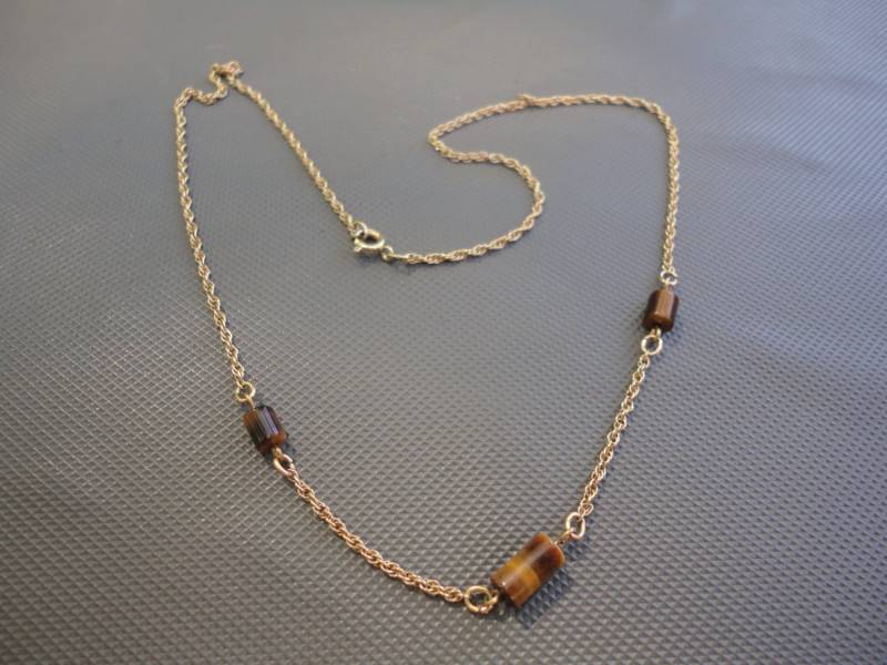 Vintage Gold Fill 12K Gf 1/20 Seil Chian Halskette Mit Echtem Tigerauge Steinen von FiveMileAntiques