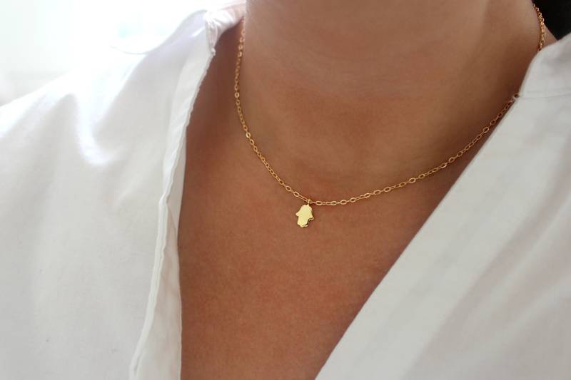 Gold Hamsa Hand Halskette, Boho Kleine Charm Schmuck Gold Hamsa Hand Halskette, Boho Kleine Charm Schmuck von FiveOfMine