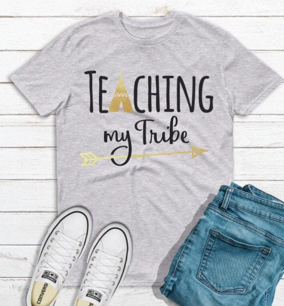 Lehre Mein Stamm Shirt, Lehrer Geschenk, Fivesies Designs von FivesiesDesigns