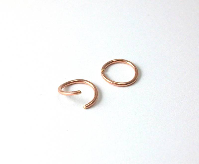 14K Rose Gold Filled Creolen - Einzel Oder Paar Ohr, Nase, Lippe, Tragus, Augenbraue, Knorpelring 20 Gauge Sleeper Ohrringe 14K Rose Gold Filled Creolen - Einzel Oder Paar Ohr, Nase, Lippe, Tragus, Augenbraue, Knorpelring 20 Gauge Sleeper Ohrringe von FizzCatCreations