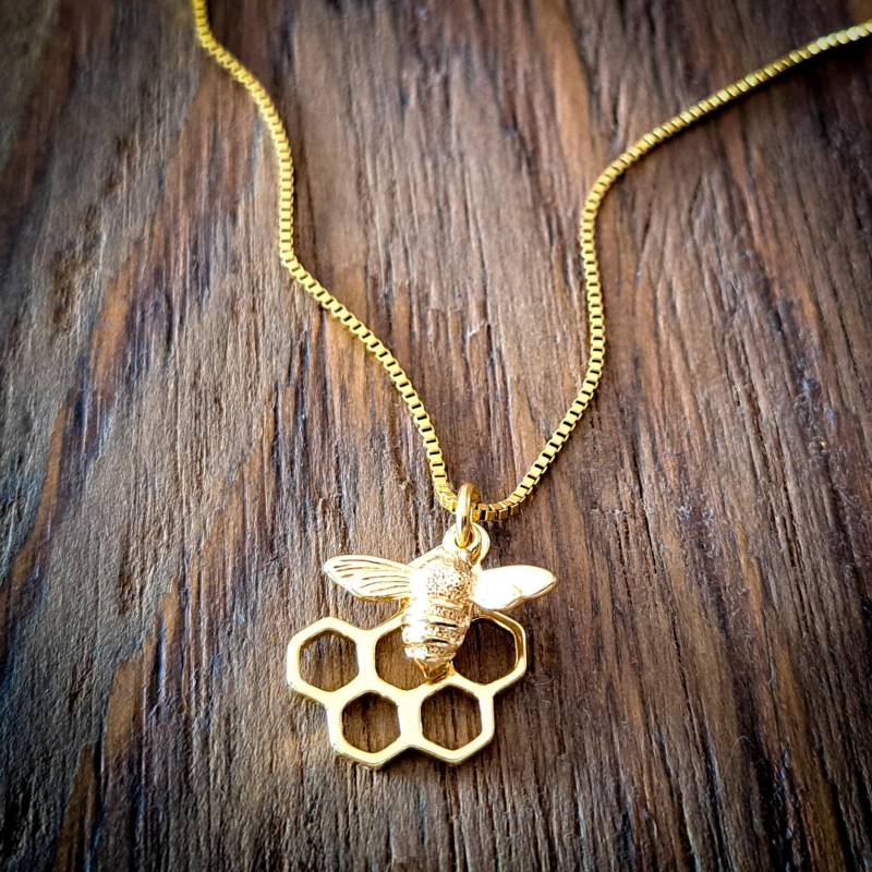 Bienenhalskette, Echt Vergoldet, Kette Mit Bienen Anhänger Gold von Fjordschmuck