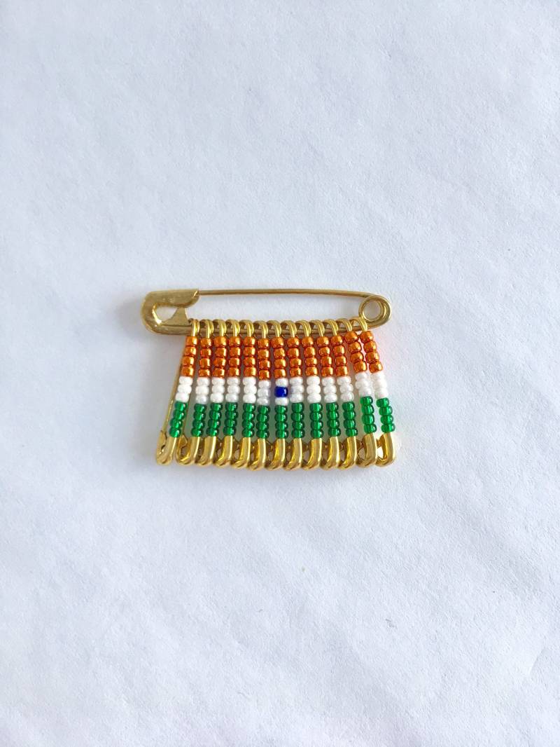 Indien Flagge Pin Perlen Handgemachte Sicherheitsnadel Brosche Anstecknadel Indien Flagge Pin Perlen Handgemachte Sicherheitsnadel Brosche Anstecknadel von FlagPinsbyAnnette