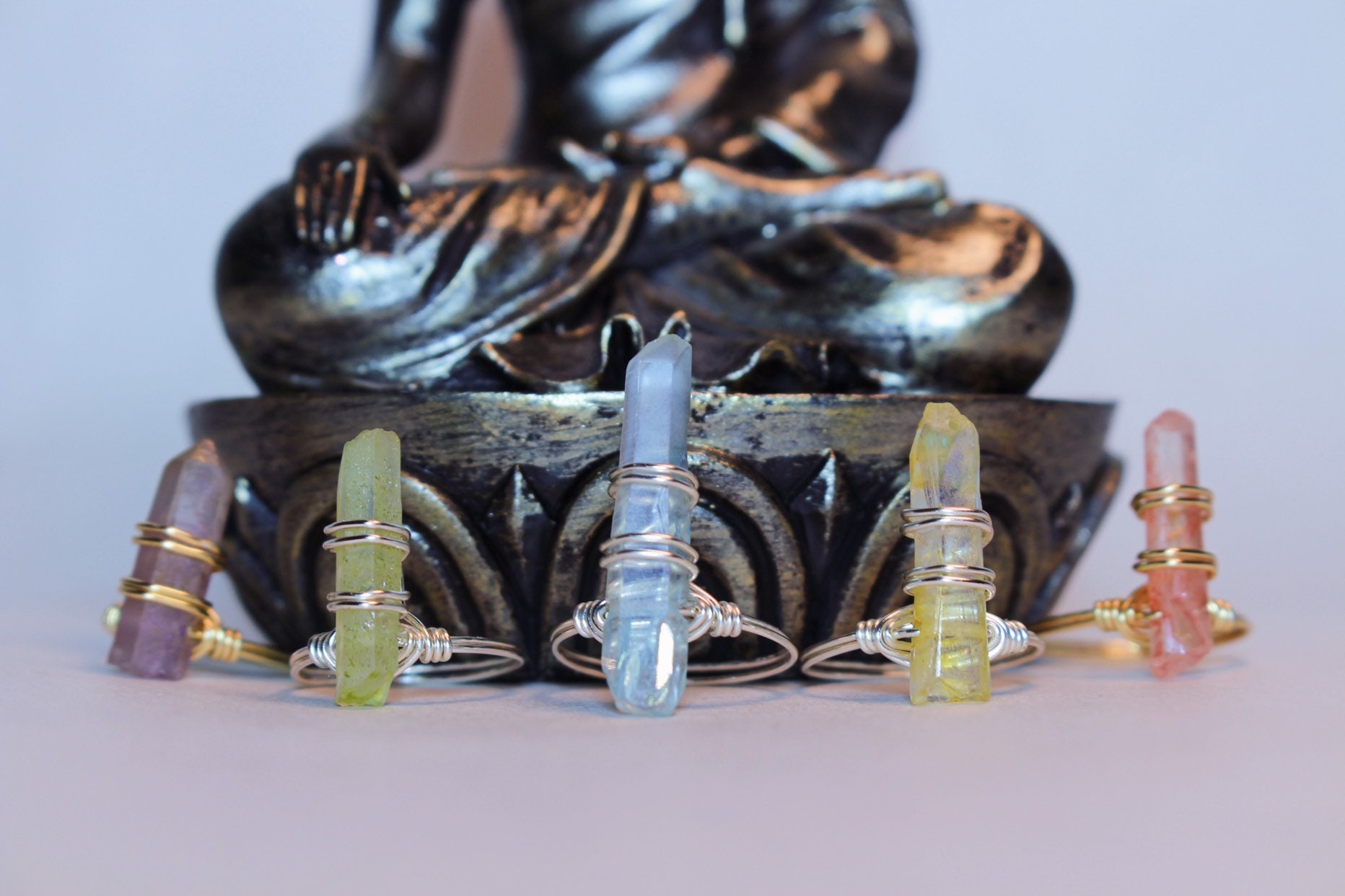 Chakra Kristall Draht-Gewickelt Ringe, Sondergrößen Auf Bestellung, Handgemachter Edelstein Schmuck Chakra Kristall Draht-Gewickelt Ringe, Sondergrößen Auf Bestellung, Handgemachter Edelstein Schmuck von FlameyFairyCrafts