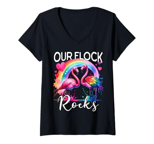 Damen Flamingo Our Flock Rocks Flamingo T-Shirt mit V-Ausschnitt Damen Flamingo Our Flock Rocks Flamingo T-Shirt mit V-Ausschnitt von Flamingo Damen Herren
