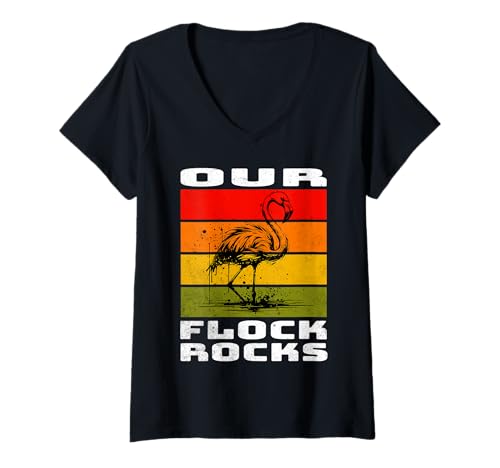Damen Our Flock Rocks Flamingo T-Shirt mit V-Ausschnitt Damen Our Flock Rocks Flamingo T-Shirt mit V-Ausschnitt von Flamingo Motive Herren Damen