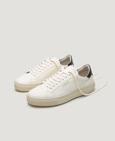 Flamingos' Life Hampton Court - white indigo von Flamingos' Life