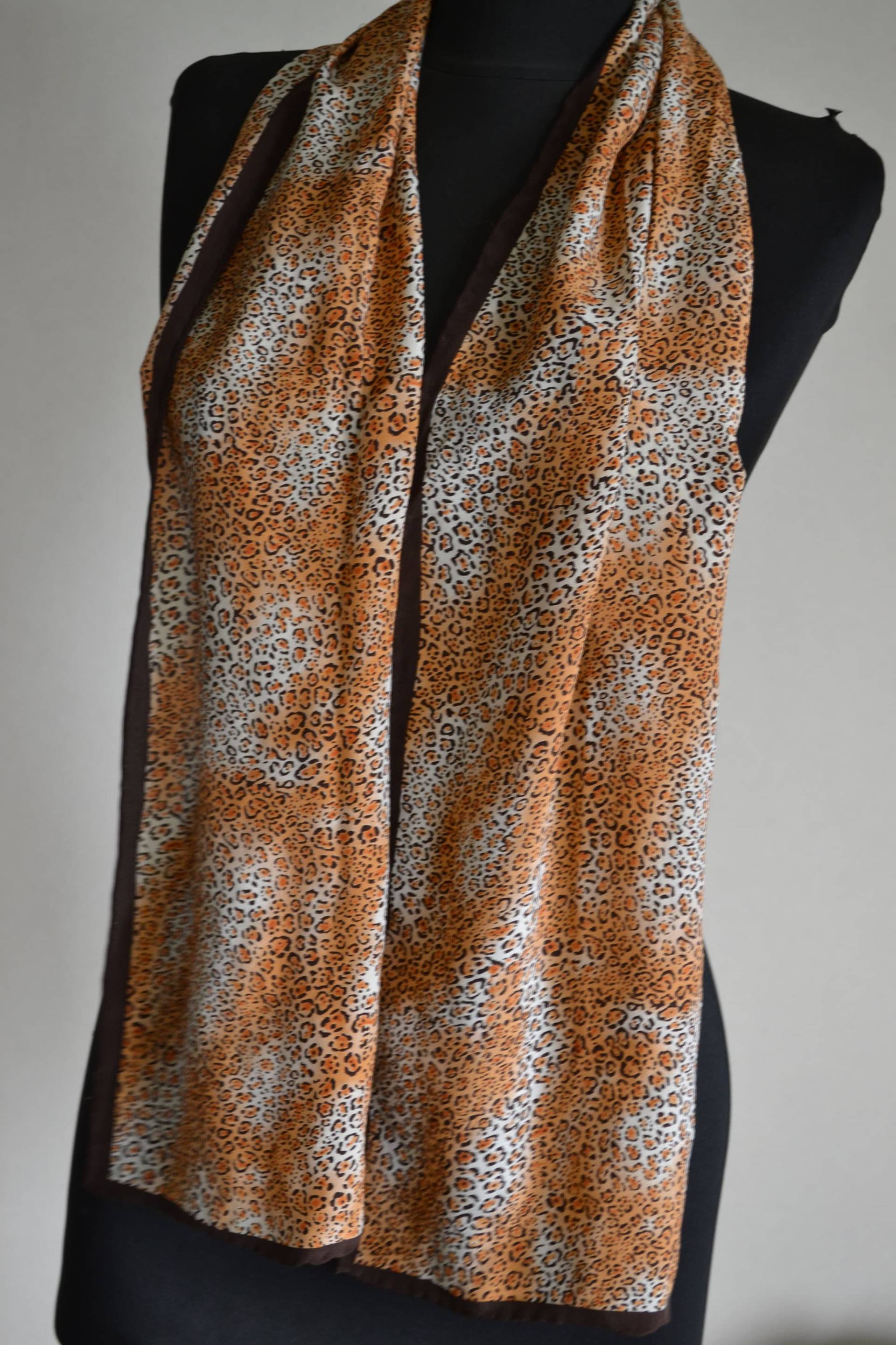 Codello Vintage-Seidenschal/Tierdruck von FlapperGirlFinds