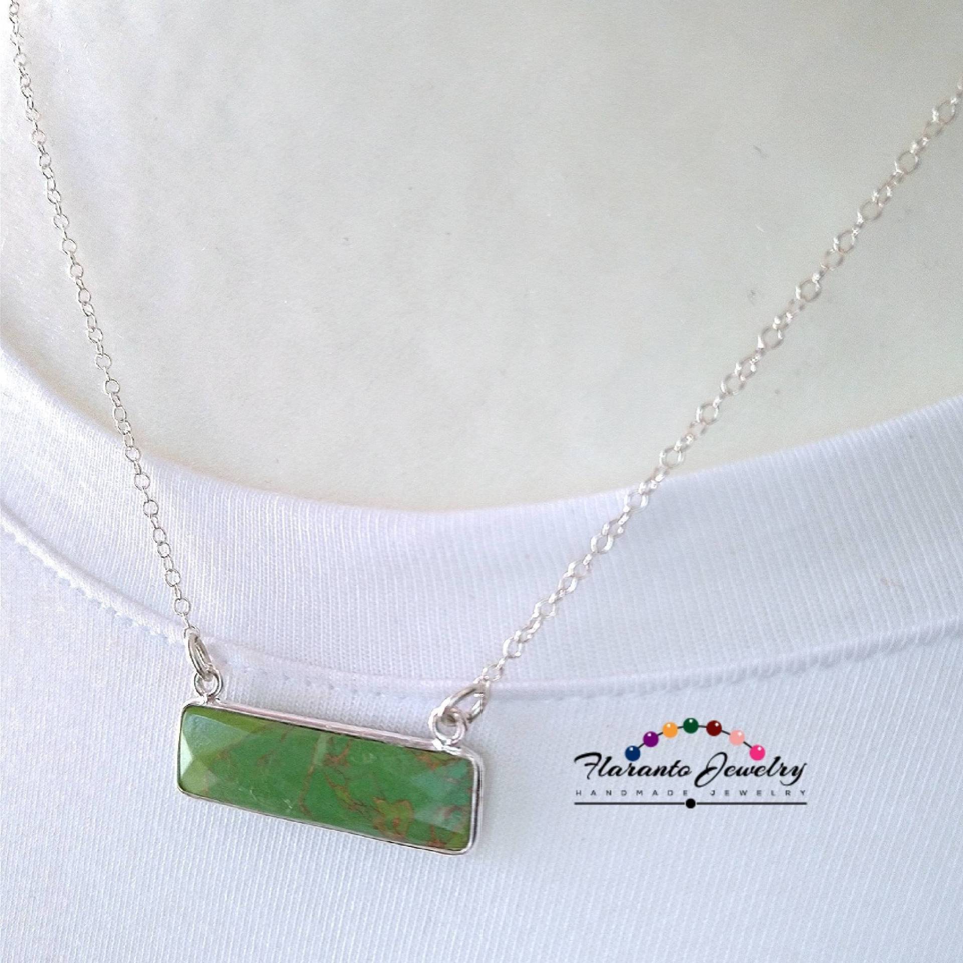 Grün Türkis Kette Halskette, Anhänger Silber Rechteck Anhänger, Muttertagsgeschenk von FlarantoJewelry