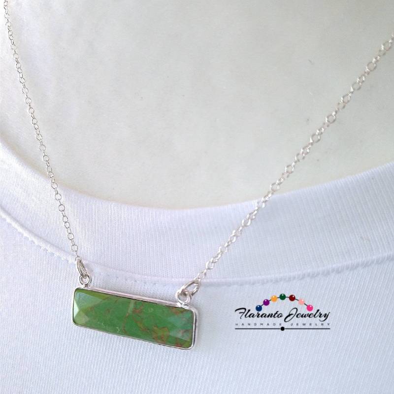 Grün Türkis Kette Halskette, Anhänger Silber Rechteck Anhänger, Muttertagsgeschenk Grün Türkis Kette Halskette, Anhänger Silber Rechteck Anhänger, Muttertagsgeschenk von FlarantoJewelry