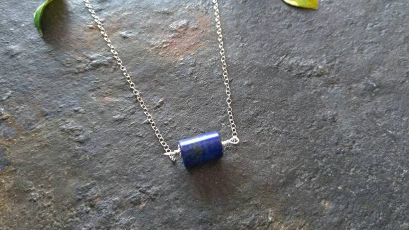 Lapis Tube Halskette, Sterling Silber Blau Erbstein Blaue Kette Geschenk Von Ihr Lapis Tube Halskette, Sterling Silber Blau Erbstein Blaue Kette Geschenk Von Ihr von FlarantoJewelry