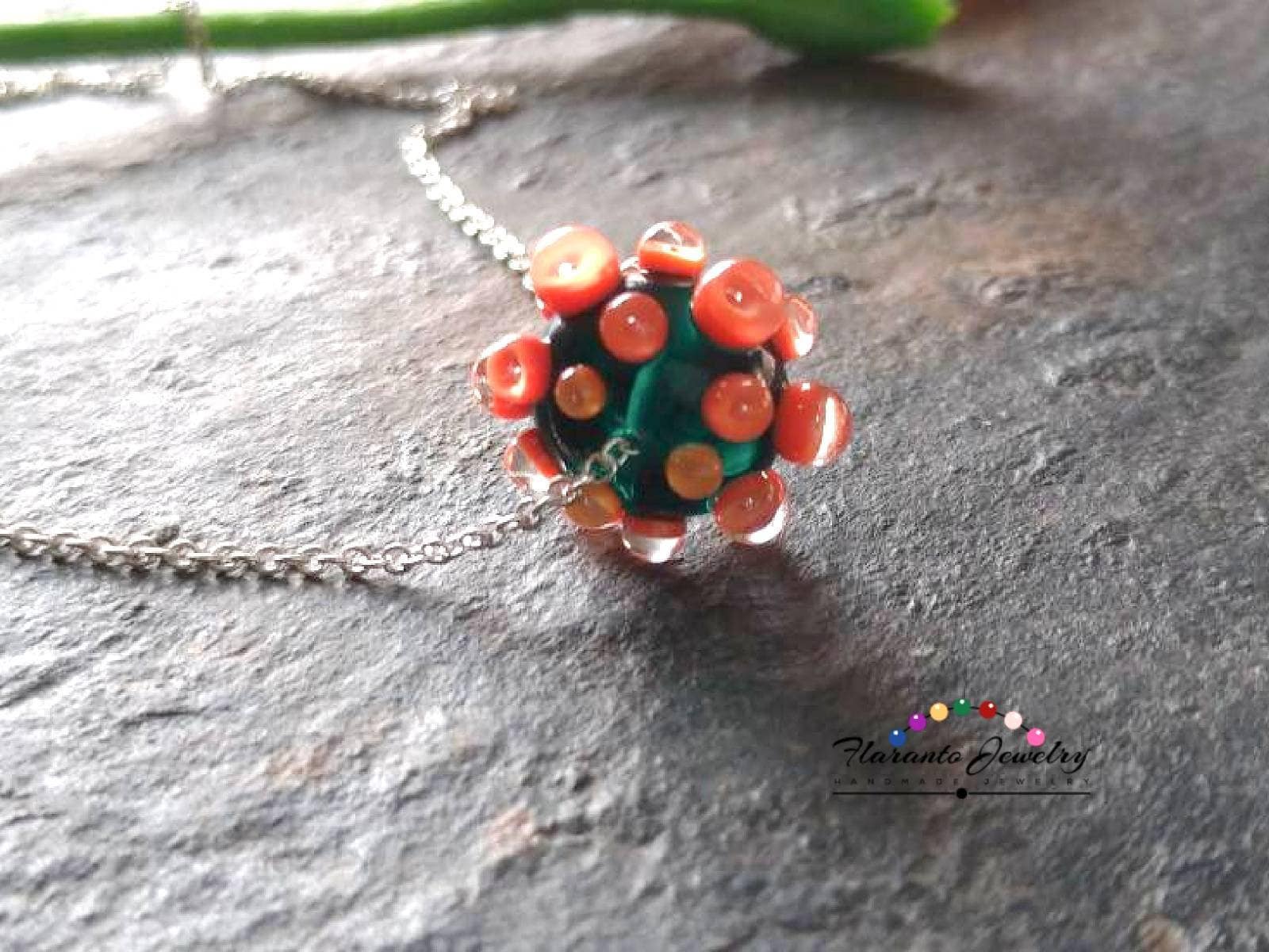 Orange Und Schwarz Vintage Lampwork Anhänger, Halskette, Sterling Silber Kette Perle Geschenk Für Sie von FlarantoJewelry