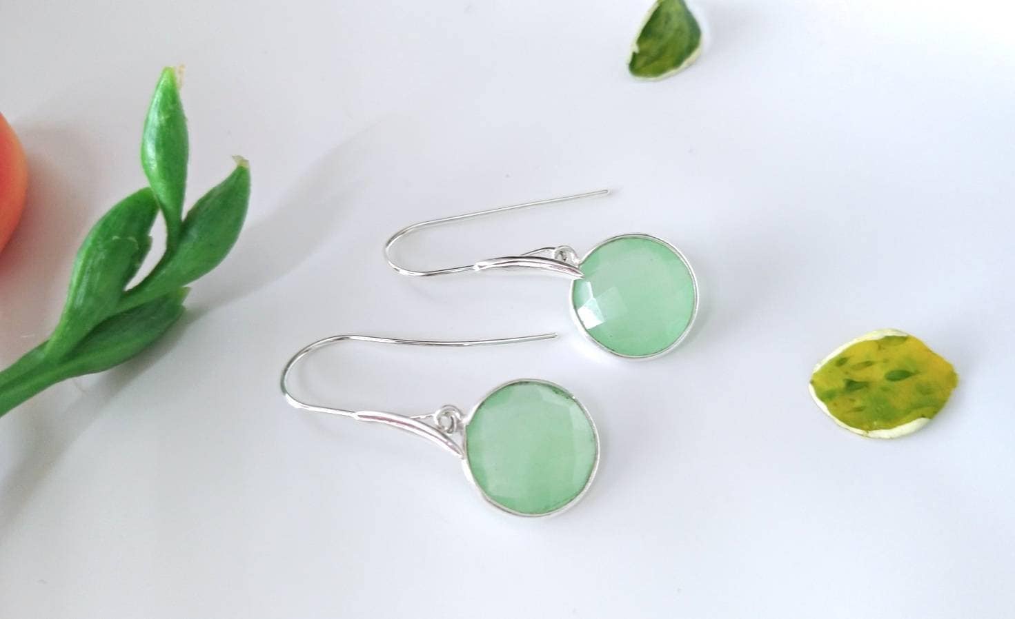 Prehnit Chalcedon Ohrringe, Sterling Silber Edelstein Perlen Kostenloser Inlandsversand, Geschenk Für Sie von FlarantoJewelry