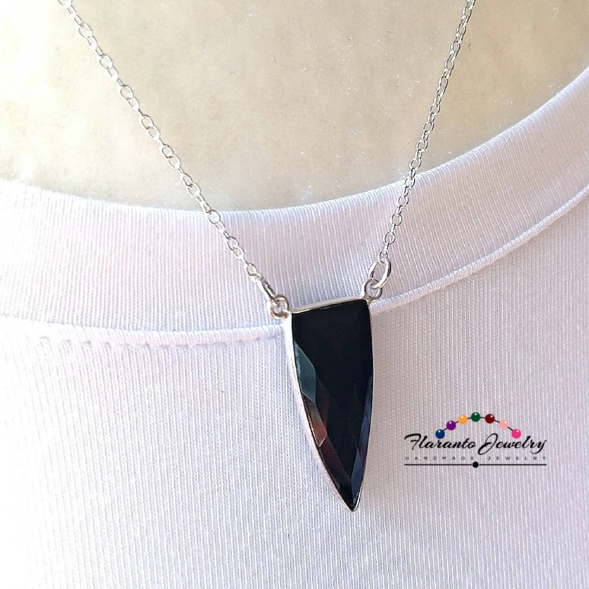 Schwarze Onyx Anhänger, Sterling Silber Schwarze Kette Halskette, Edelstein Und Schwarz Geschenk Für Sie von FlarantoJewelry