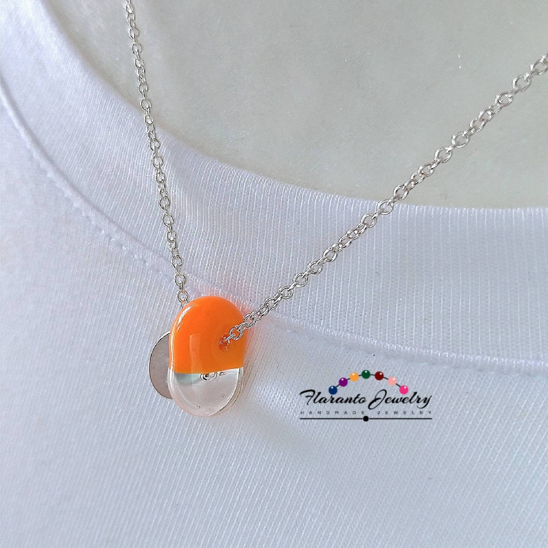 Vintage Orange Lampwork Kette Anhänger, Sterling Silber Glas Teardrop Halskette, Perlenkette, Geschenk Für Sie von FlarantoJewelry