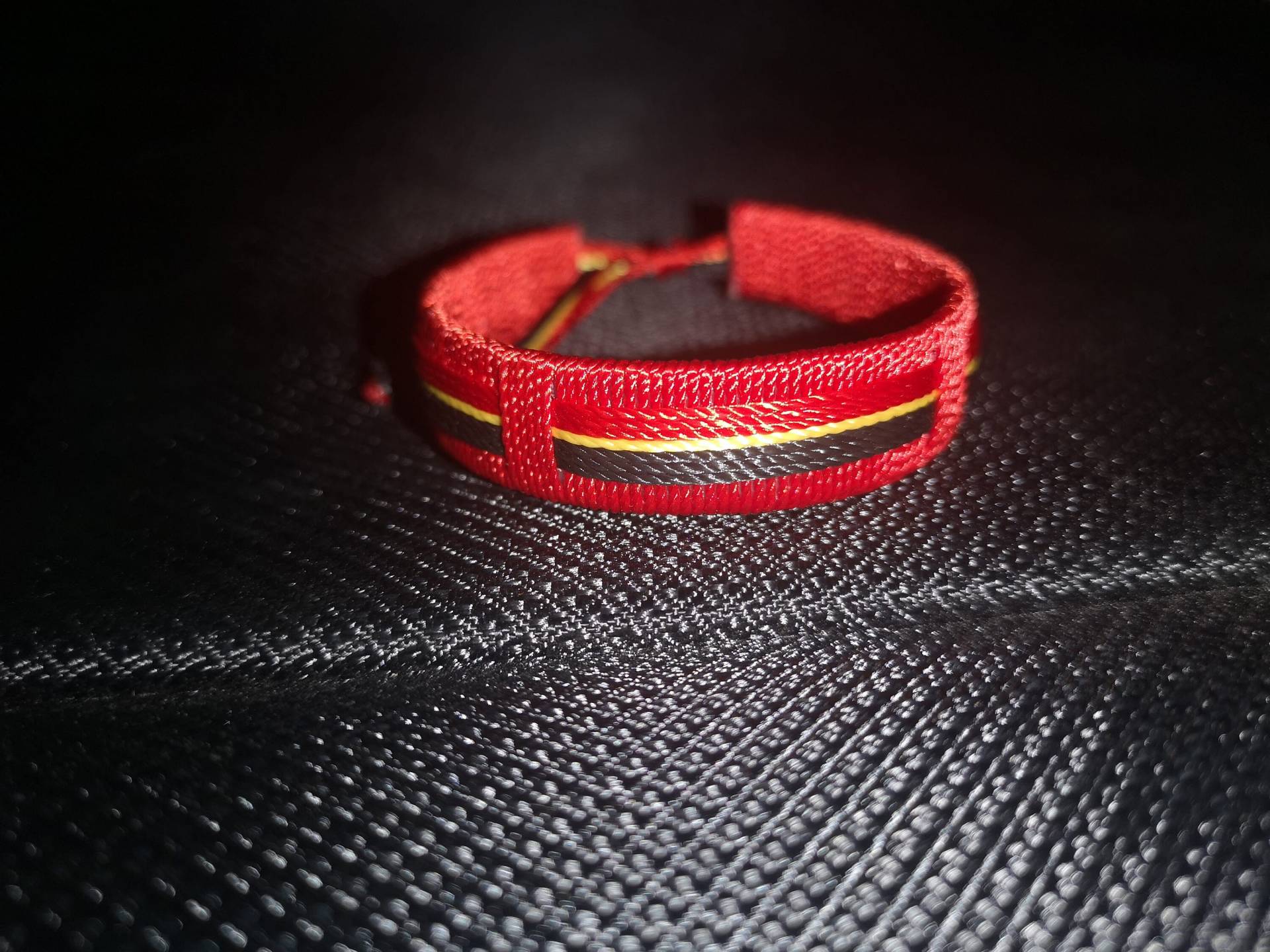 Kenia - Armband Von Lokalen Künstlern Aus Kenia - Armband Von Lokalen Künstlern Aus von FlashYourHeritage