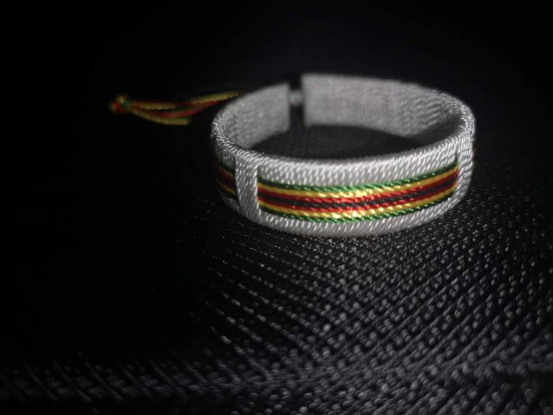 Simbabwe - Armband Von Lokalen Künstlern Aus Kenia Simbabwe - Armband Von Lokalen Künstlern Aus Kenia von FlashYourHeritage