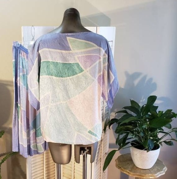 80Er Jahre Pastel Color Block 2-Teilig Designer Anne Crimmons Für Umi Collections Softest Silk Gr. M/L 80Er Jahre Pastel Color Block 2-Teilig Designer Anne Crimmons Für Umi Collections Softest Silk Gr. M/L von FlashbackATX