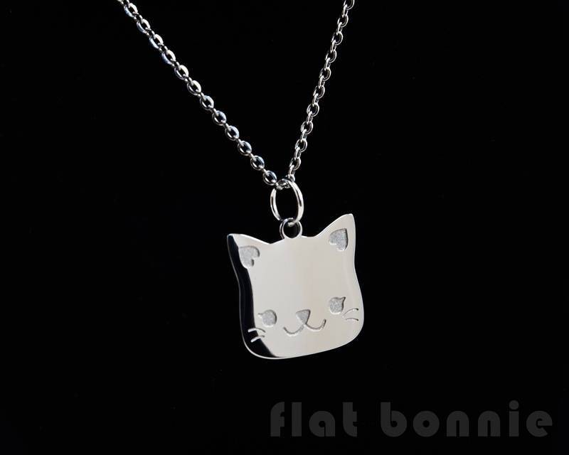 Kawaii Katze Halskette Edelstahl Charm, Tier Geschenk von FlatBonnie
