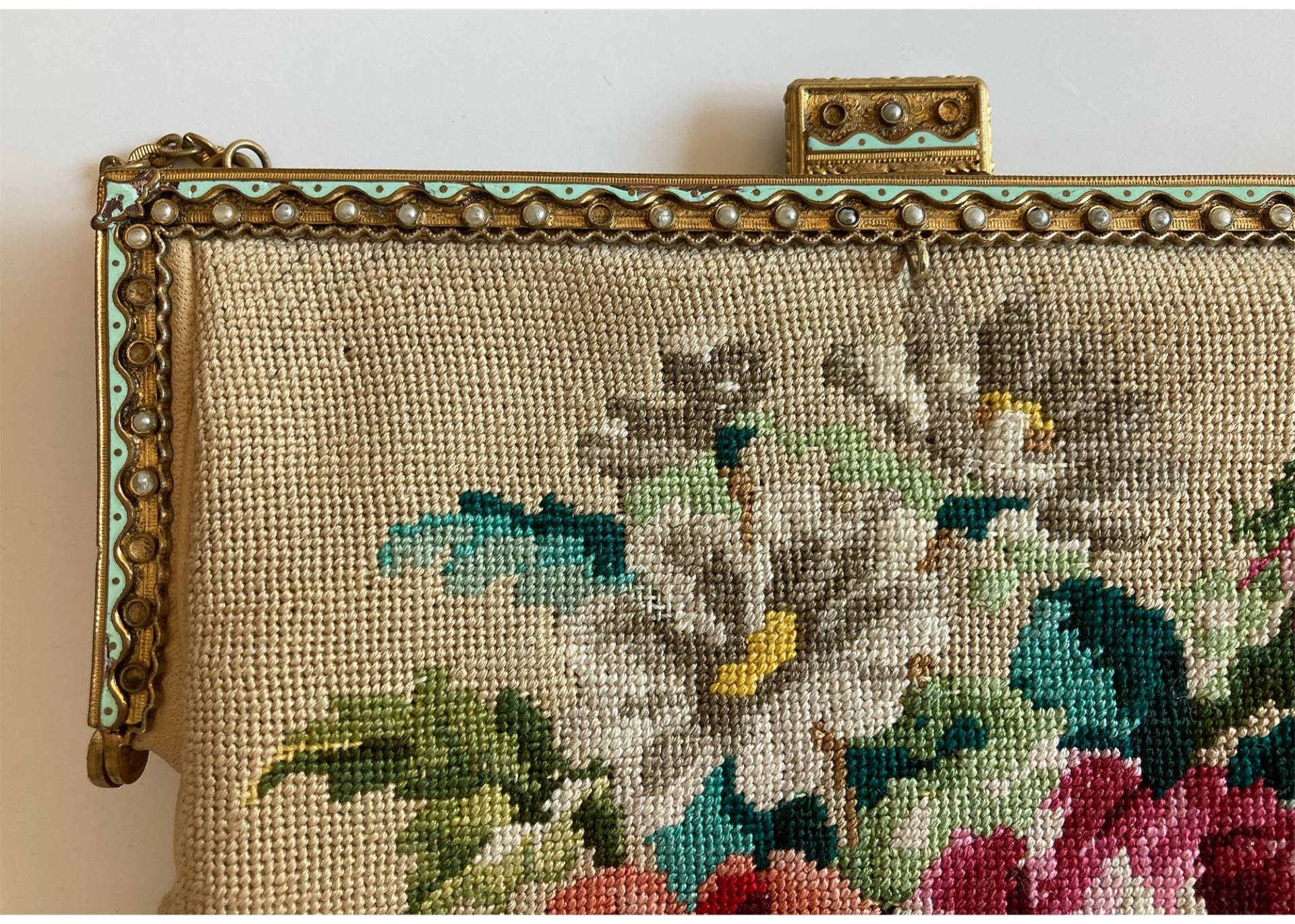 Komplett Handgearbeitete Petit Point Abend/Nachmittagstasche von FlatteringMe