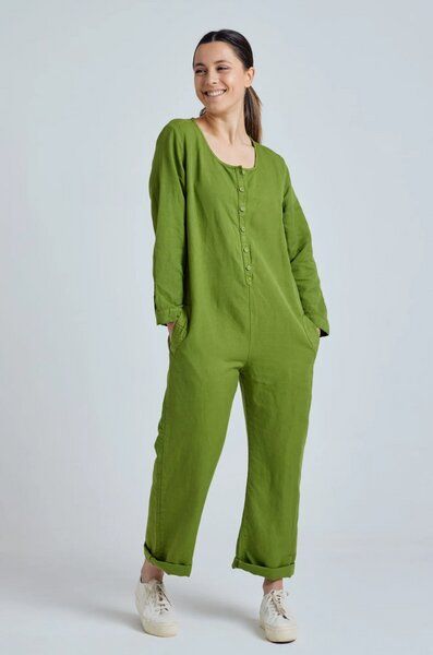 Flax and Loom Leinen Jumpsuit Modell: Clara von Flax and Loom
