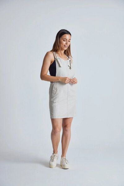 Flax and Loom Leinen Latzkleid Peggy von Flax and Loom